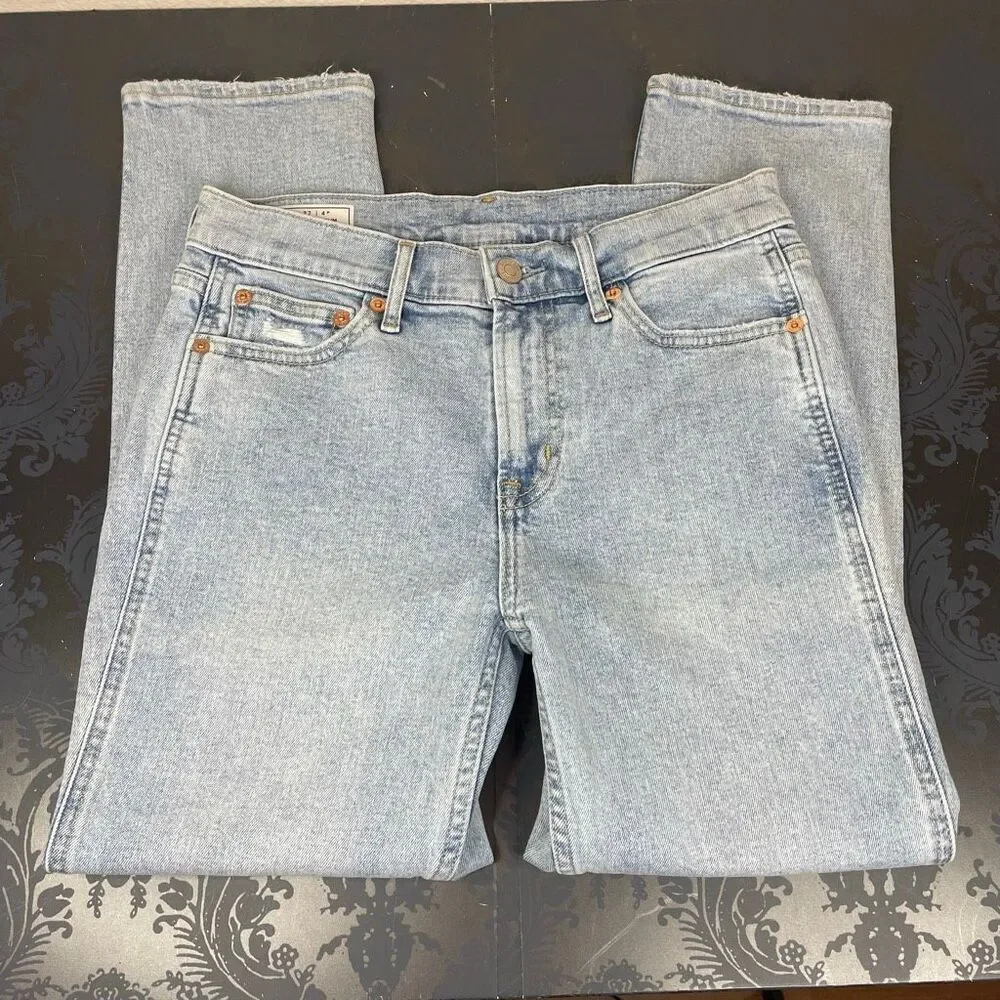 Gap Vintage Slim Mid Rise Light Wash Jeans Size 27 / 4P